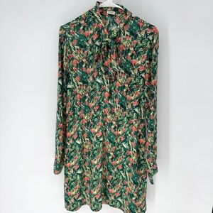 Aritzia Sunday Best Green Floral Tie-Neck Long Sleeve Dress with Pink Accents